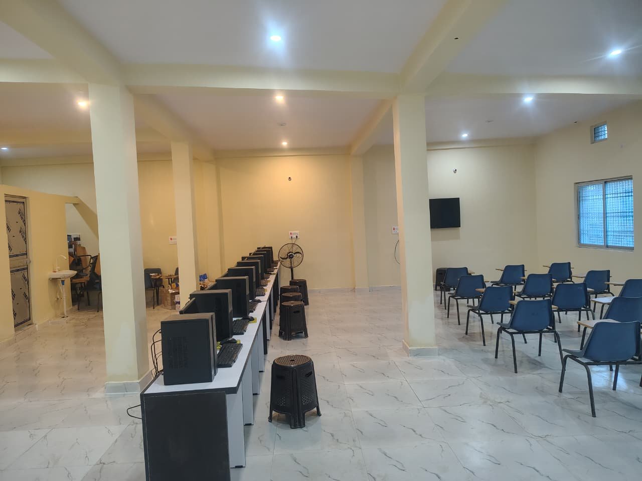 STH LAB ROOM
